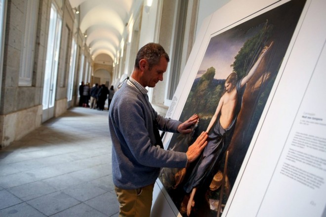 religious painting, museum, visitors