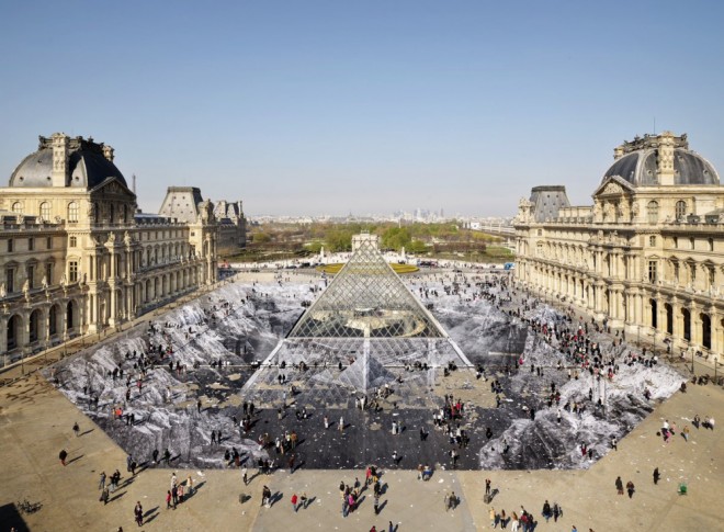 The Amazing Louvre Trompe L’oeil